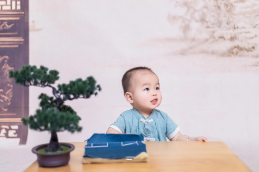 乳山宝宝抓周必备8件物品 乳山宝宝抓周必备8件物品